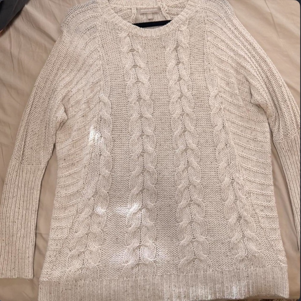 Banana Republic Cream Cable-Knit Pullover